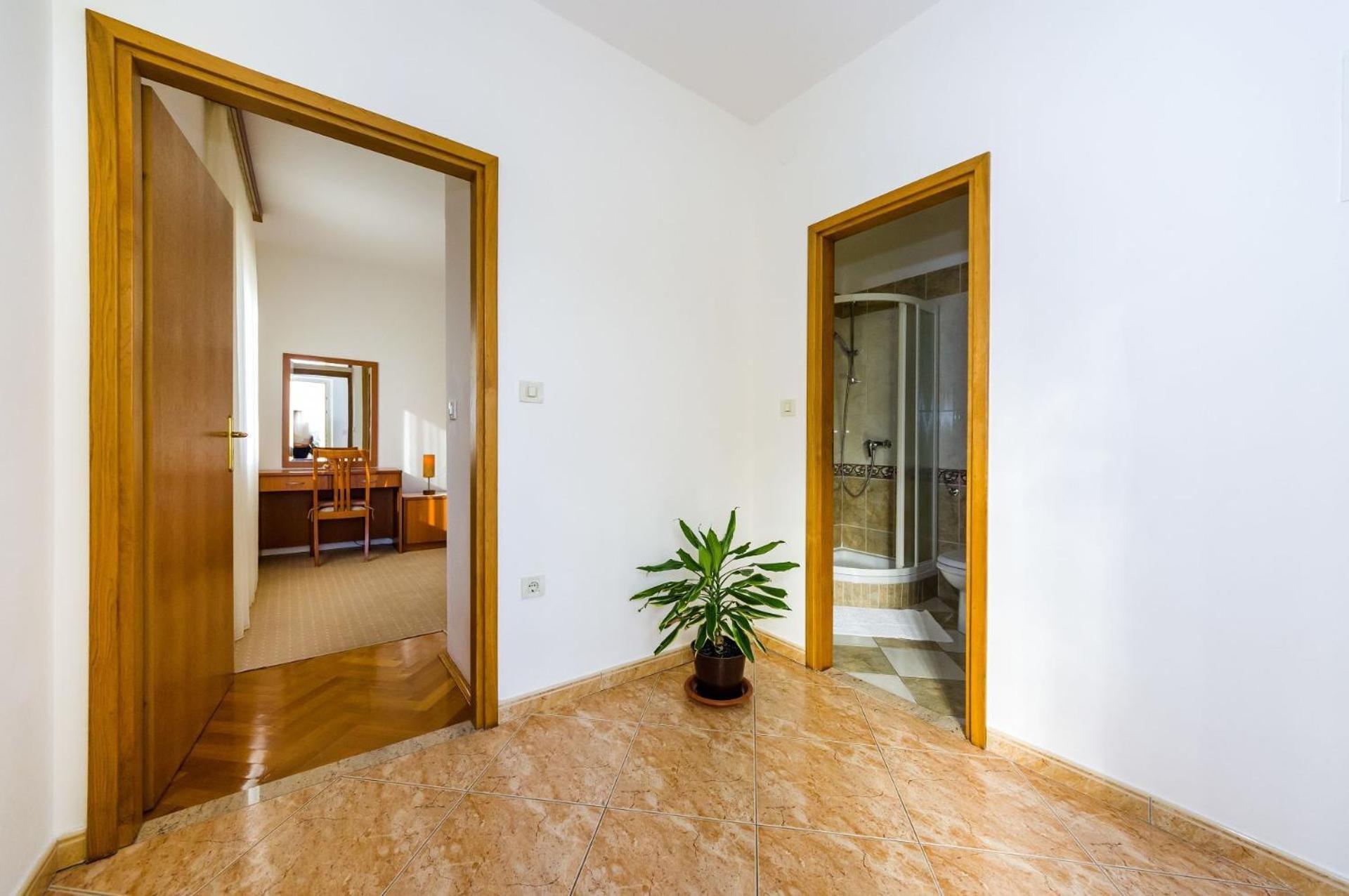 Apartments Petin Zadar Bagian luar foto