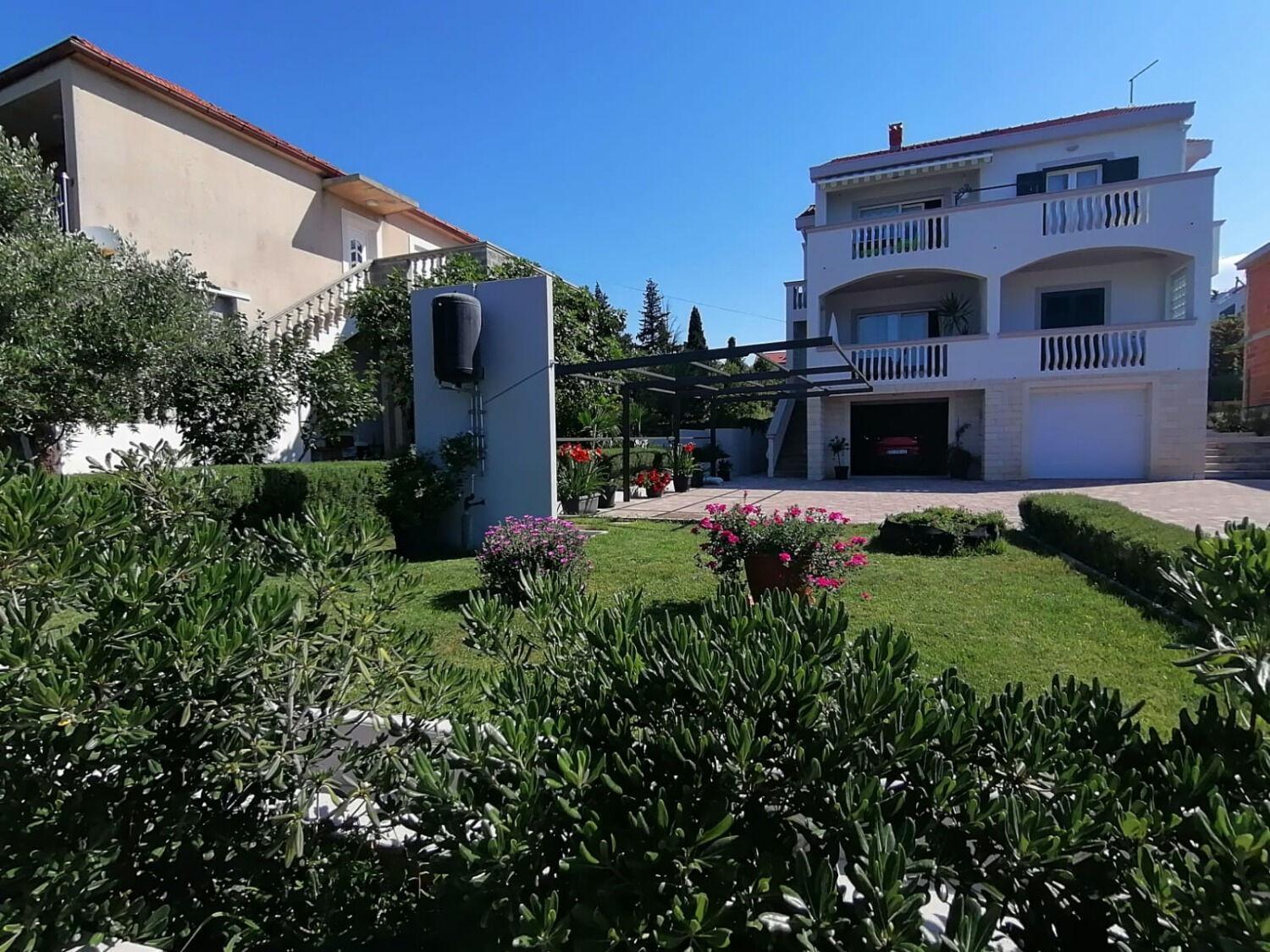 Apartments Petin Zadar Bagian luar foto