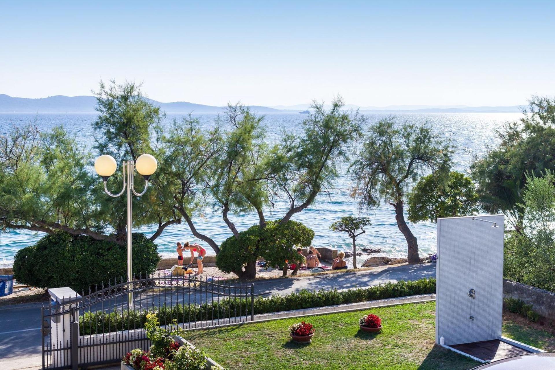 Apartments Petin Zadar Bagian luar foto